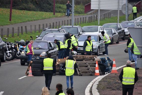 GILET JAUNE CA CONTINUE !